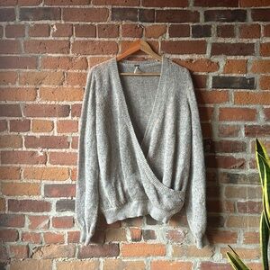 Women’s Free People Faux Wrap Sweater Medium